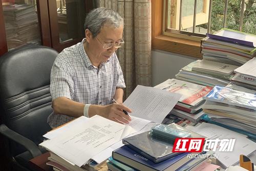 2019年全國教書育人楷模名單公布！有你身邊的老師嗎？