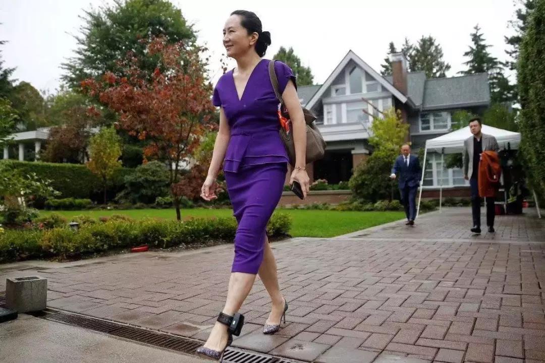 孟晚舟戴腳銬出庭，任正非輕松笑對：父母有多堅(jiān)強(qiáng)，孩子就有多強(qiáng)大