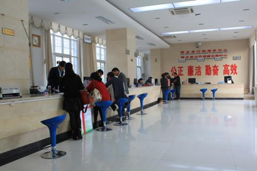 五部門發(fā)文：嚴格按要求配齊中小學(xué)思政課教師