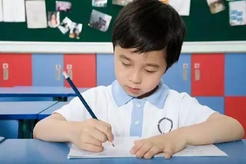 教育部：再不練字，孩子將無緣上大學?。ɡ蠋熮D(zhuǎn)給家長）