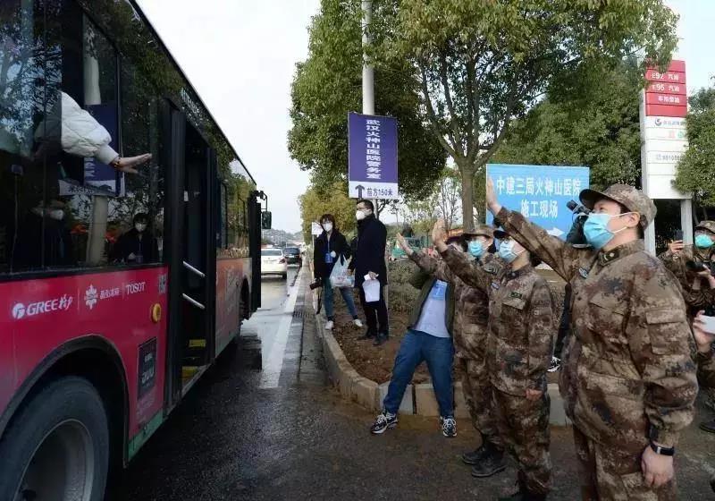 湖北多地實施戰(zhàn)時管制，這場仗打到什么階段了？