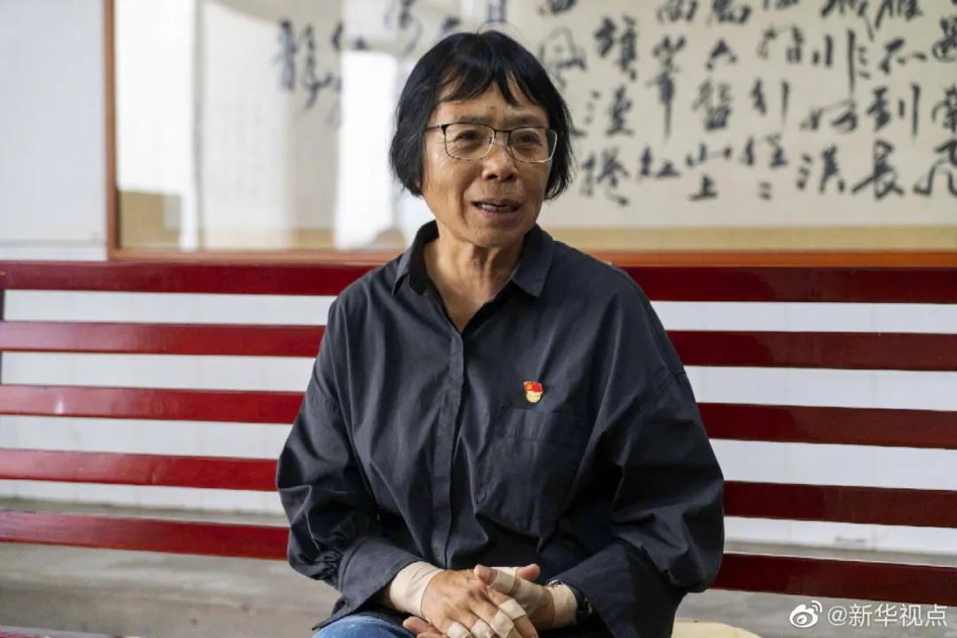 張桂梅人民日?qǐng)?bào)撰文：讓學(xué)生們遠(yuǎn)方有燈、腳下有路、眼前有光